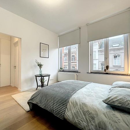 Elegant Flat Cinquantenaire Брюссель Экстерьер фото